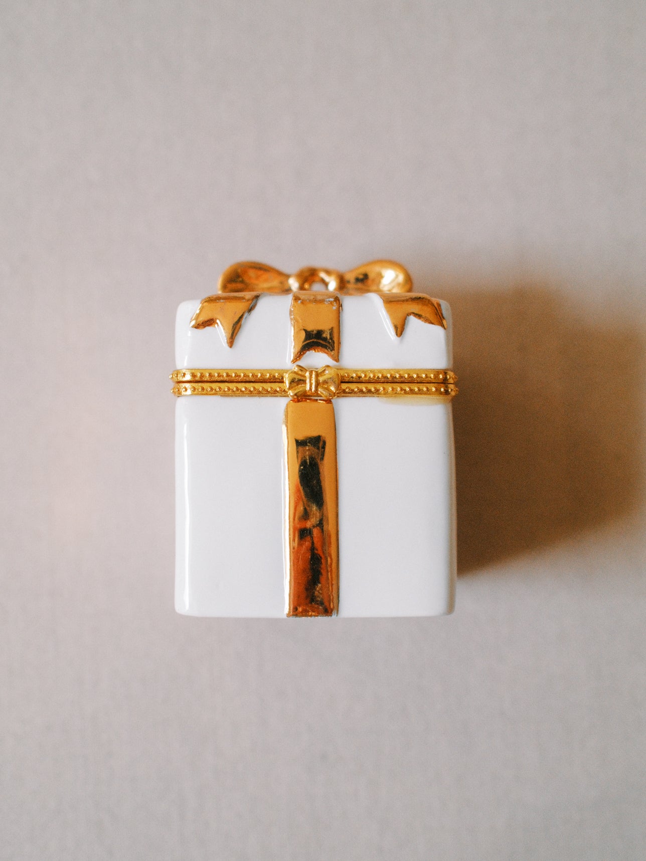 Gift Shaped Porcelain Trinket Box