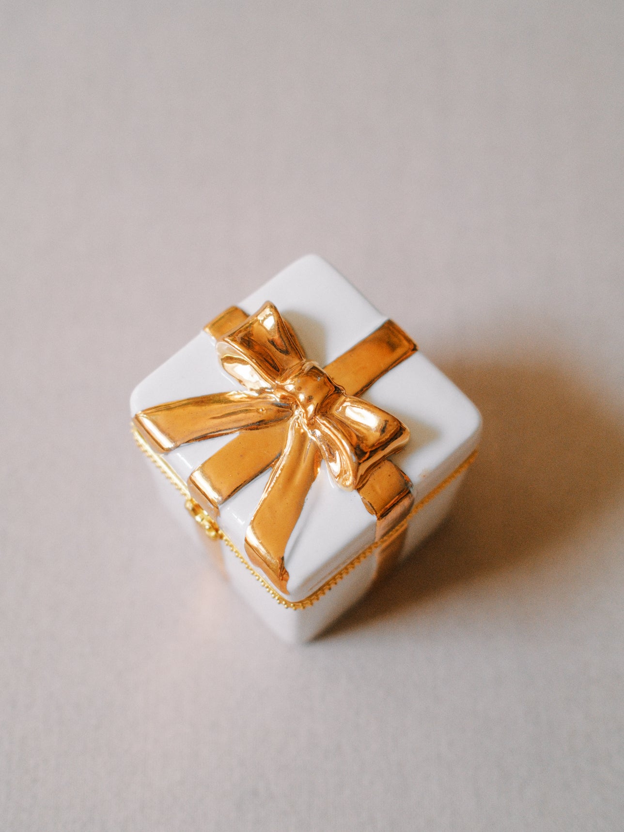 Gift Shaped Porcelain Trinket Box