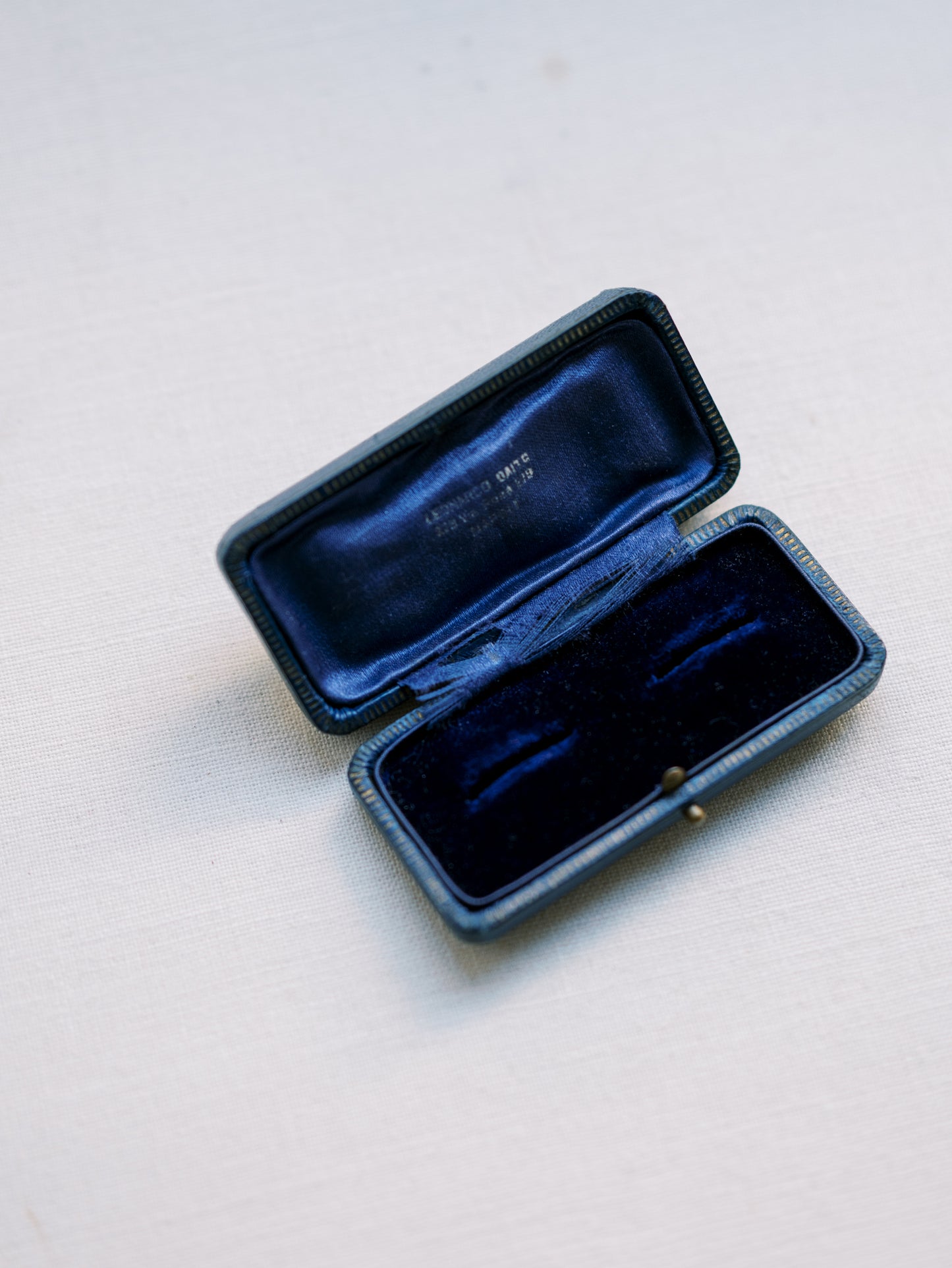 Antique Blue Double Ring Box