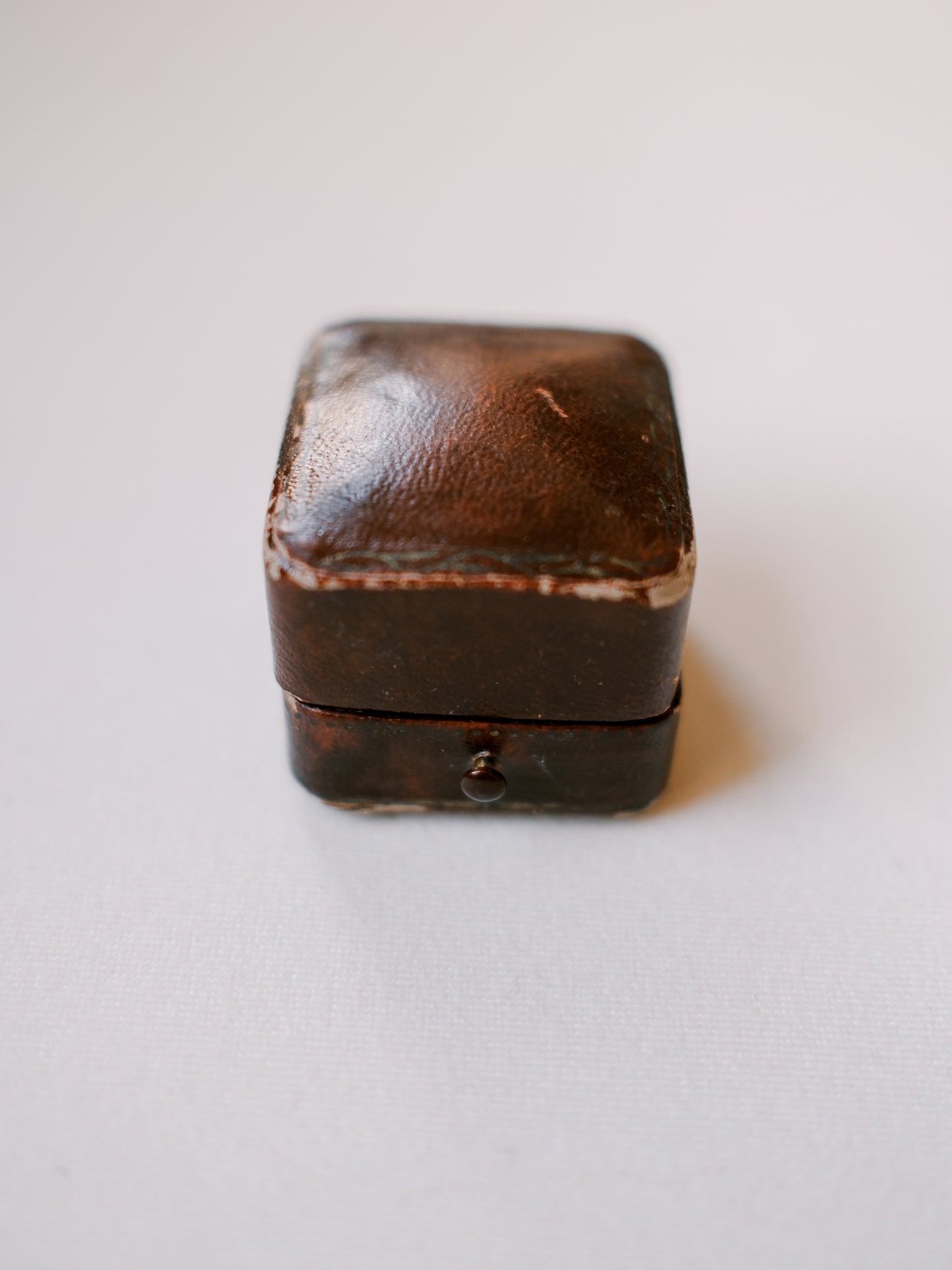 Antique Brown Ring Box