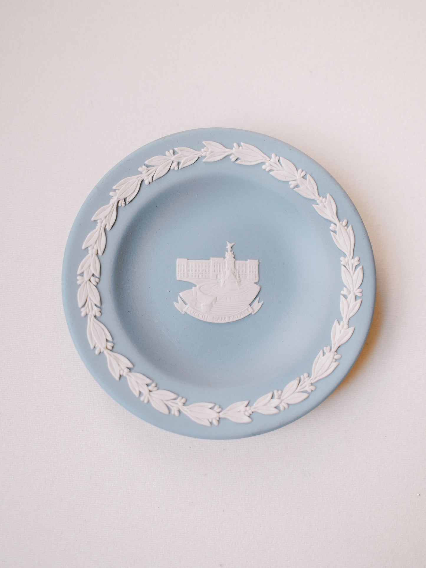 Wedgwood Buckingham Palace Dish