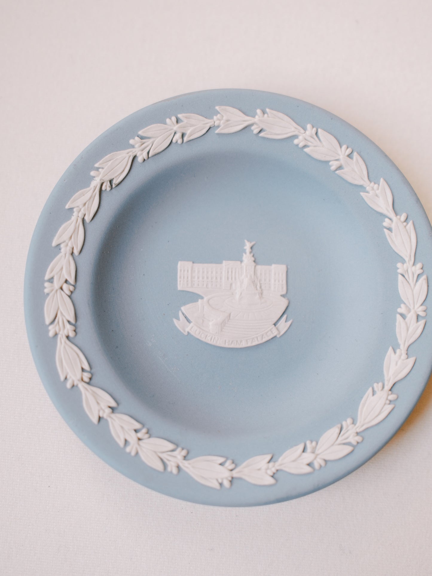 Wedgwood Buckingham Palace Dish